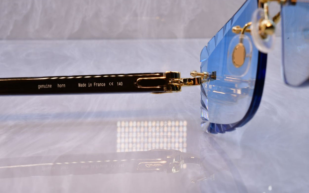 Pre-Owned Cartier Buffalo Horn White Diamond Cut Sunglasses Blue Gradient